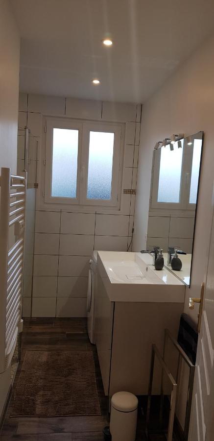 הוילה אודנאז' Au Bois Flotte D'Eau D'Ange מראה חיצוני תמונה